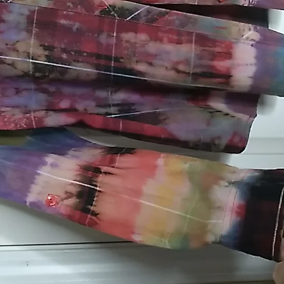Tie Dye BUTTON DOWN - Picture 5 of 7